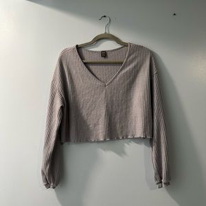 Crop long sleeve top